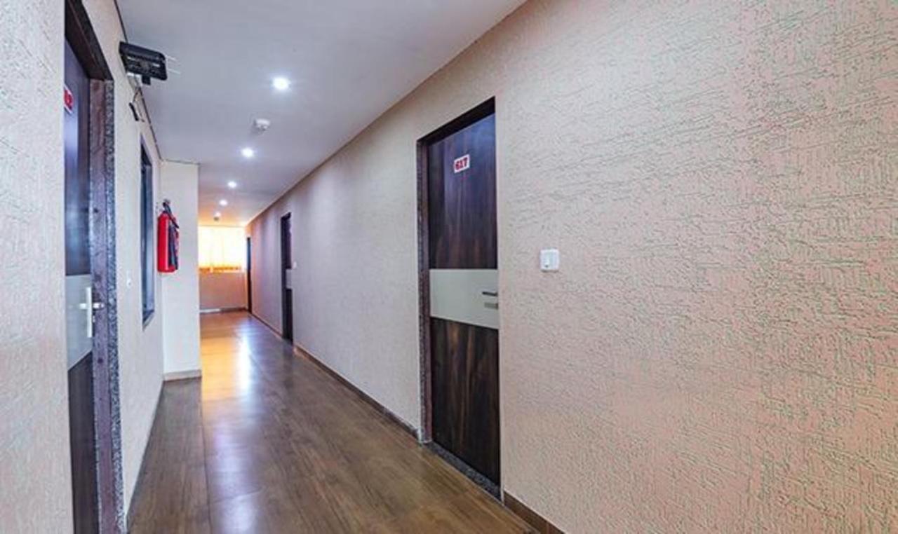 אחמדאבאד Fabhotel The Heaven מראה חיצוני תמונה