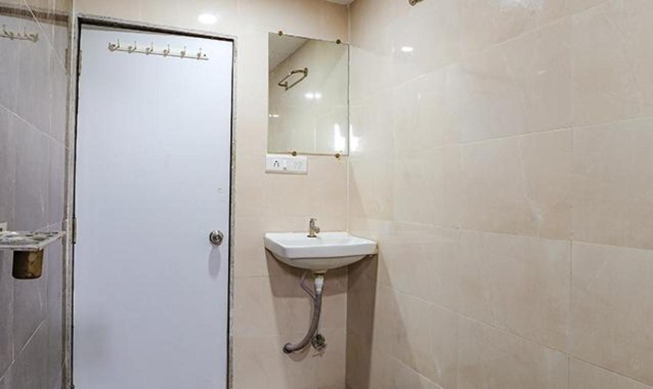 אחמדאבאד Fabhotel The Heaven מראה חיצוני תמונה