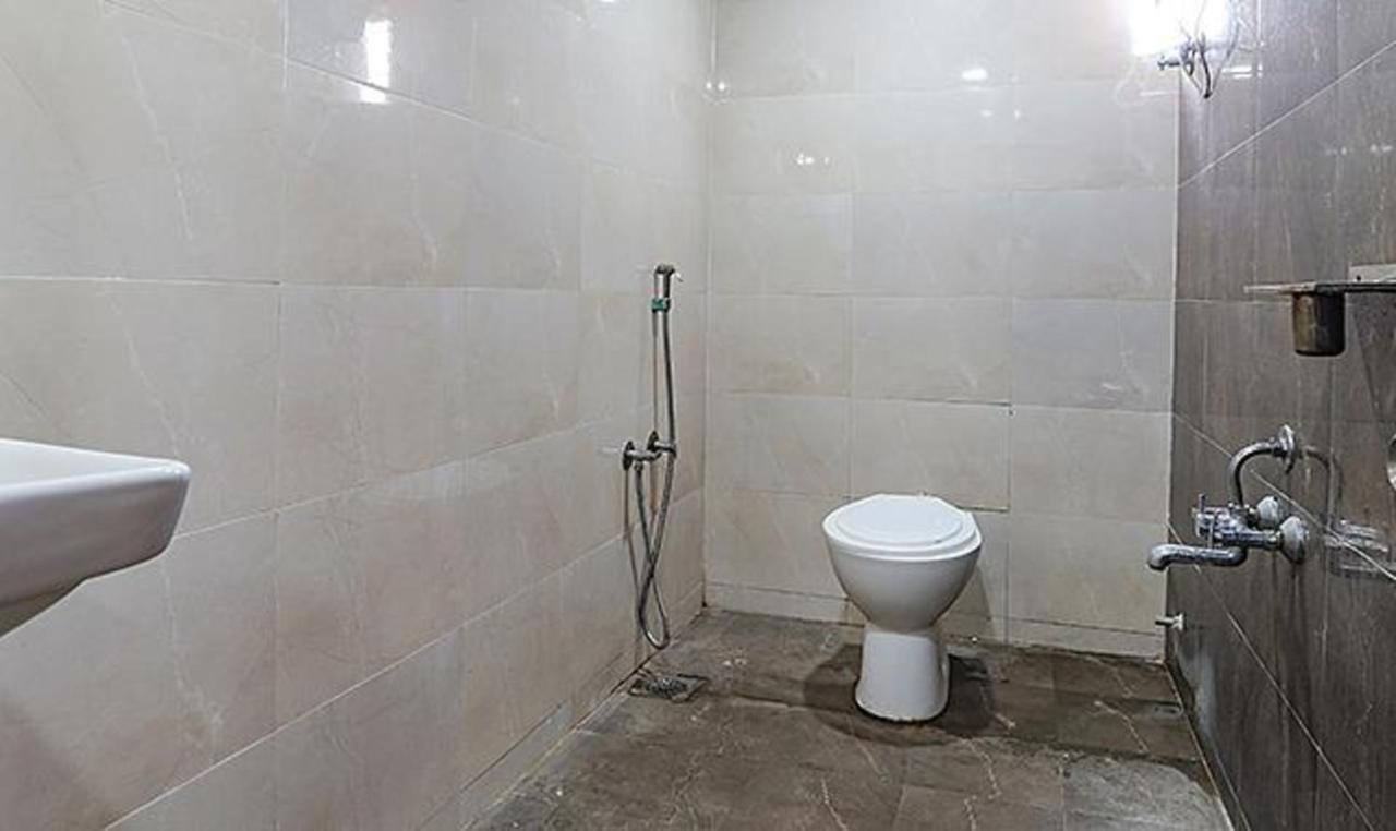 אחמדאבאד Fabhotel The Heaven מראה חיצוני תמונה