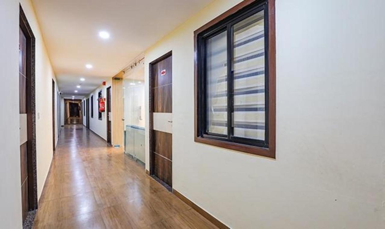 אחמדאבאד Fabhotel The Heaven מראה חיצוני תמונה