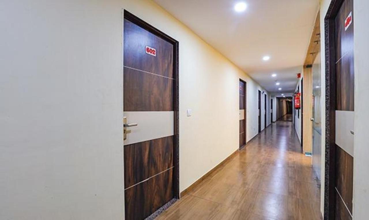 אחמדאבאד Fabhotel The Heaven מראה חיצוני תמונה