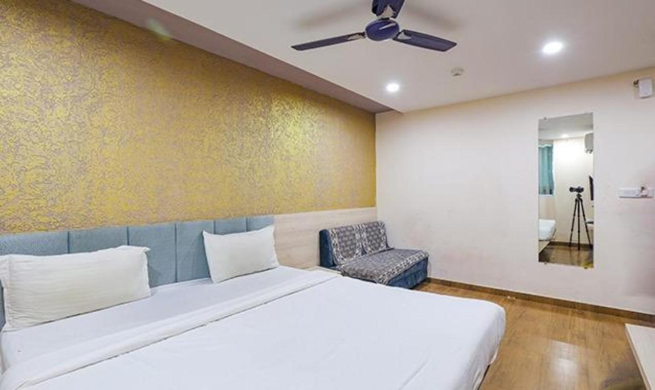 אחמדאבאד Fabhotel The Heaven מראה חיצוני תמונה