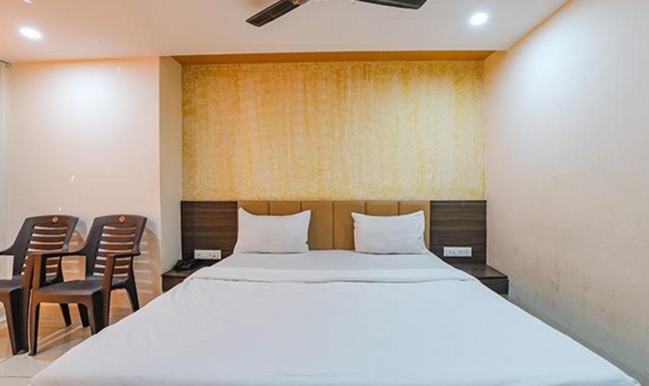 אחמדאבאד Fabhotel The Heaven מראה חיצוני תמונה